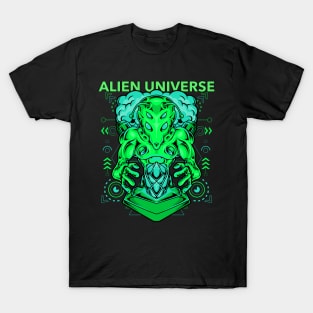 Alien universe T-Shirt